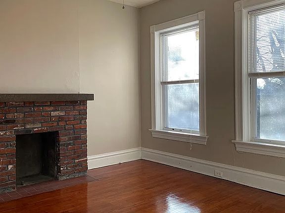 4th image of 2616 Alhambra Ct #1F