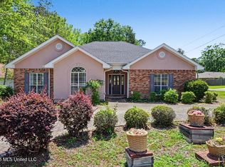89357 Diamondhead Dr E, Diamondhead, MS 39525