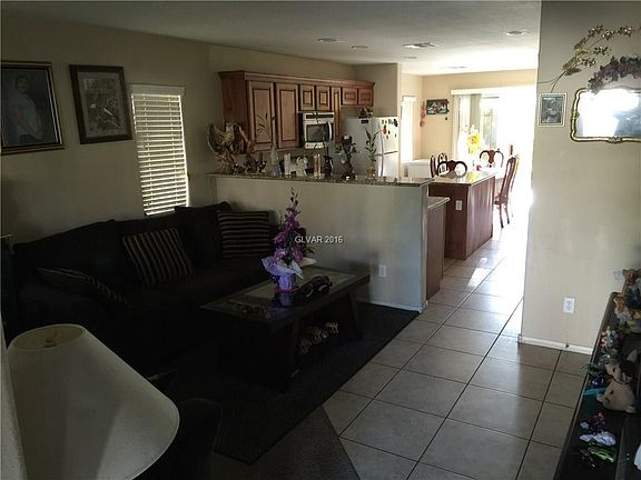 5th image of 1630 Meno Peak St