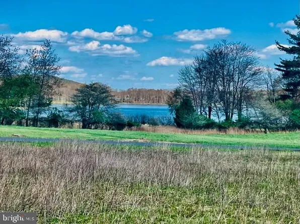 38 Glen Meadow Rd, Swanton, MD 21561