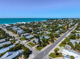 214 66th St, Holmes Beach, FL 34217