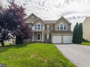 92 Amelia Dr, Hedgesville, WV 25427