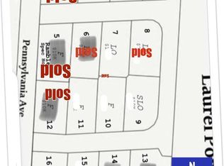 360 Laurel Curv, Golden Valley, MN 55426