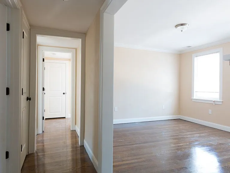 4803 Washington St #3 — Photo 12