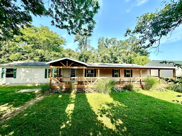 6545 Pleasantview Rd SE, Lancaster, OH 43130