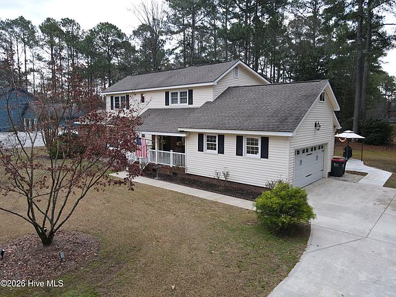 3rd image of 11300 Edinburgh Drive
