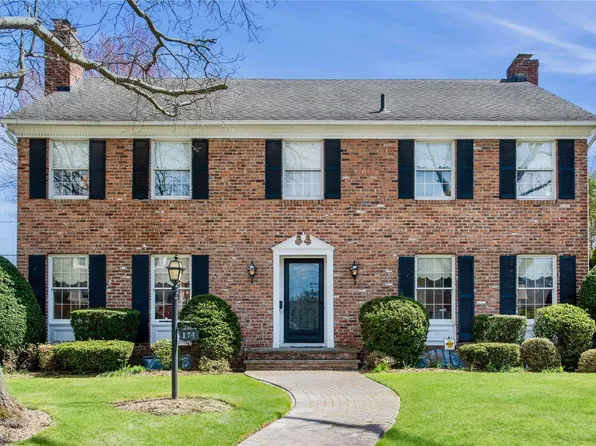 171 Brixton Road, Garden City, NY 11530