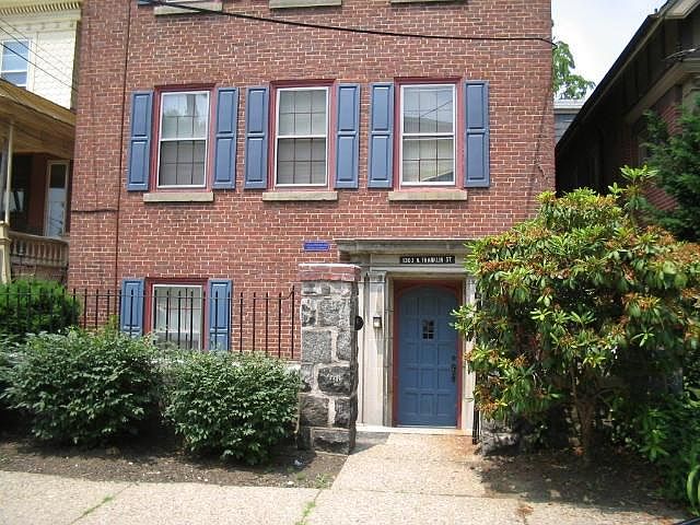 1st image of 1303 N Franklin St APT 2