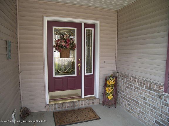 3rd image of 107 Hartwell Ter #107