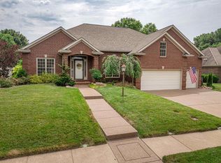 4600 Rawlston Dr, Newburgh, IN 47630