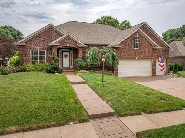 4600 Rawlston Dr, Newburgh, IN 47630