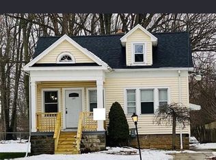 127 Dellwood Rd, Amherst, NY 14226