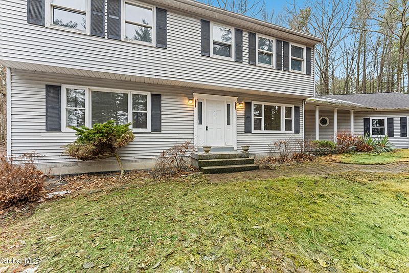 4th image of 37 Deer Cliff Road