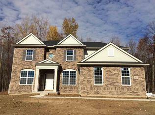 627 Wynstone Cir, Oakland Township, MI 48363