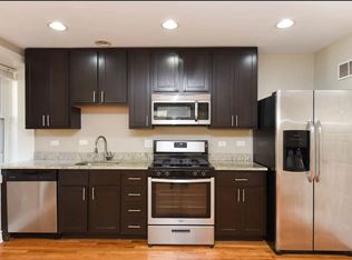 1525 W Addison St #1523-G, Chicago, IL 60613