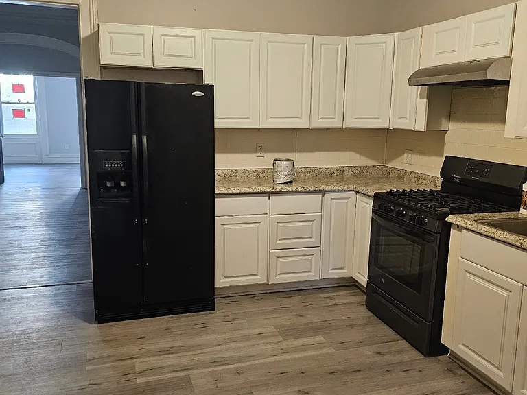 902 River St #1 — Photo 1