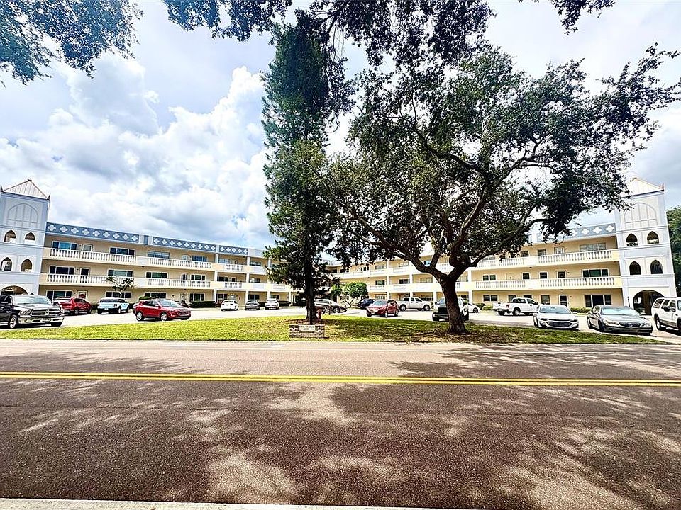 1st image of 2222 AMERICUS BOULEVARD N #40