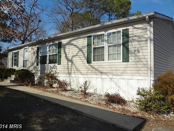 4th image of 46492 Chapman Dr