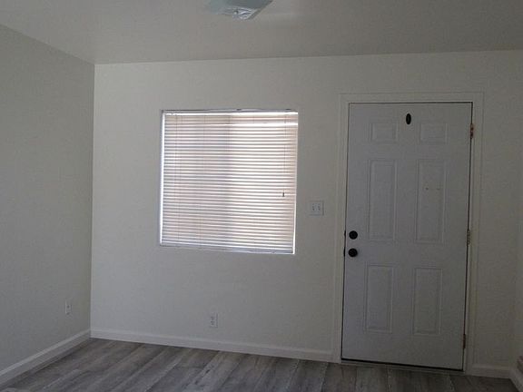 4th image of 137 W C St #0