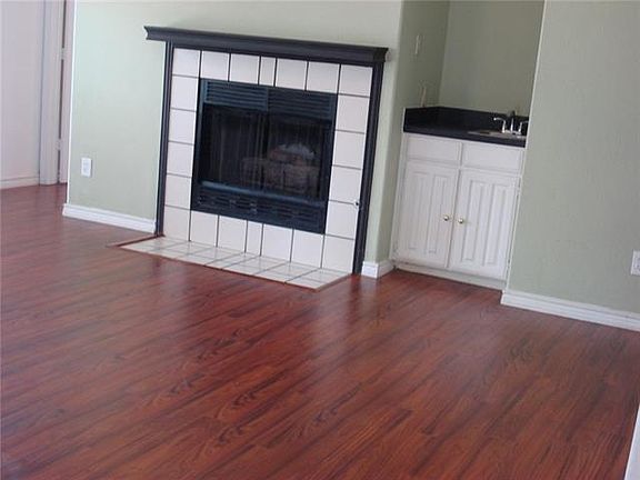 2nd image of 6924 Amethyst Ln