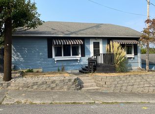 1311 39th St, Everett, WA 98201