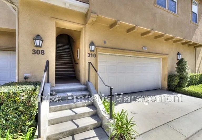 310 Quail Rdg — Photo 1