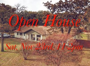 100 Oak Trl, Burleson, TX 76028