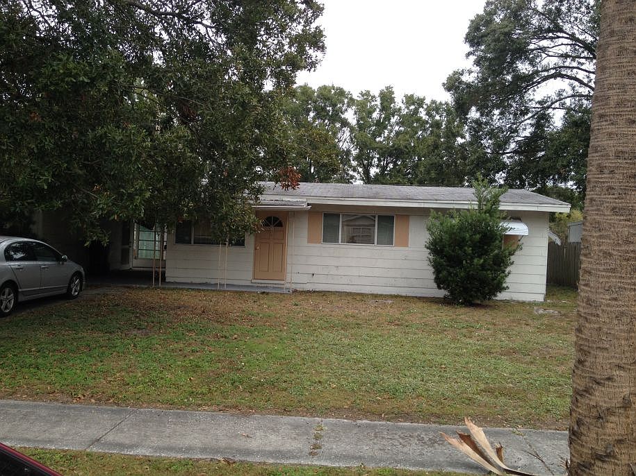 1st image of 4713 W Wallace Ave