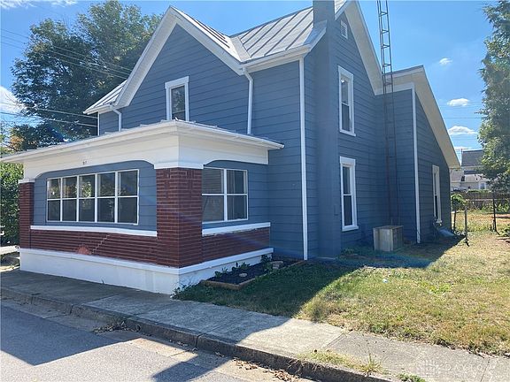 3rd image of 217 W Twin St