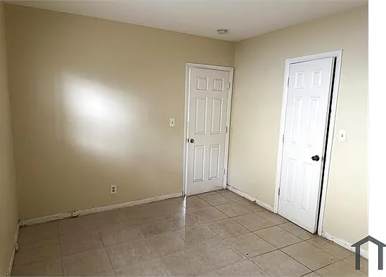 148 NW 40th Ct #1 — Photo 18