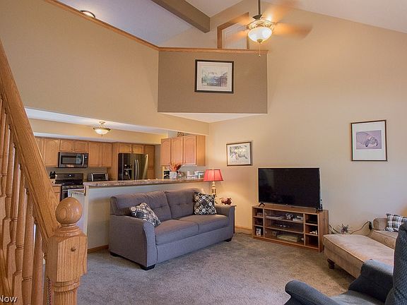 3rd image of 38604 Granite Dr
