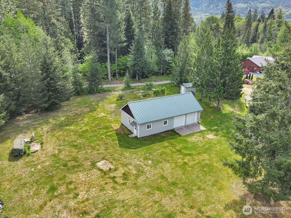 1st image of 56151 Conifer Lane