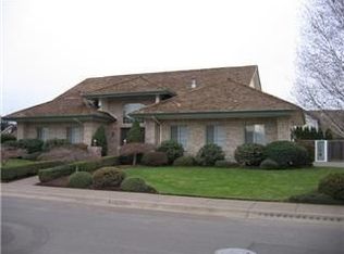 3409 Winchester Way, Eugene, OR 97401