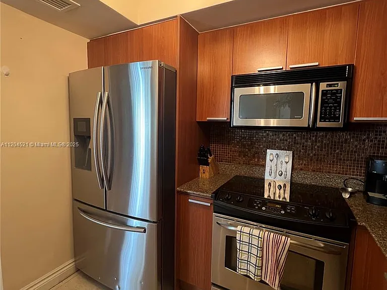 16699 Collins Ave #2704 — Photo 4