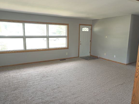 3rd image of 17404 71st Ct