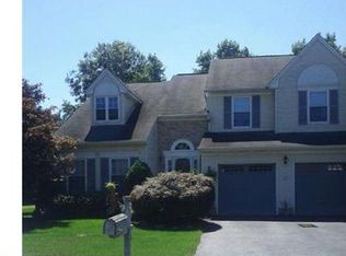 5 Hibiscus Ln, Robbinsville, NJ 08691