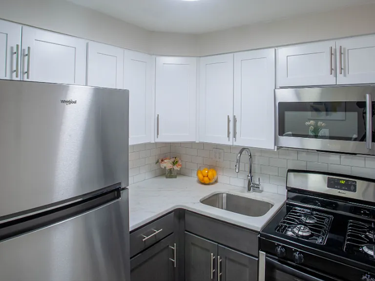 Cedar Court apartments — Photo 12
