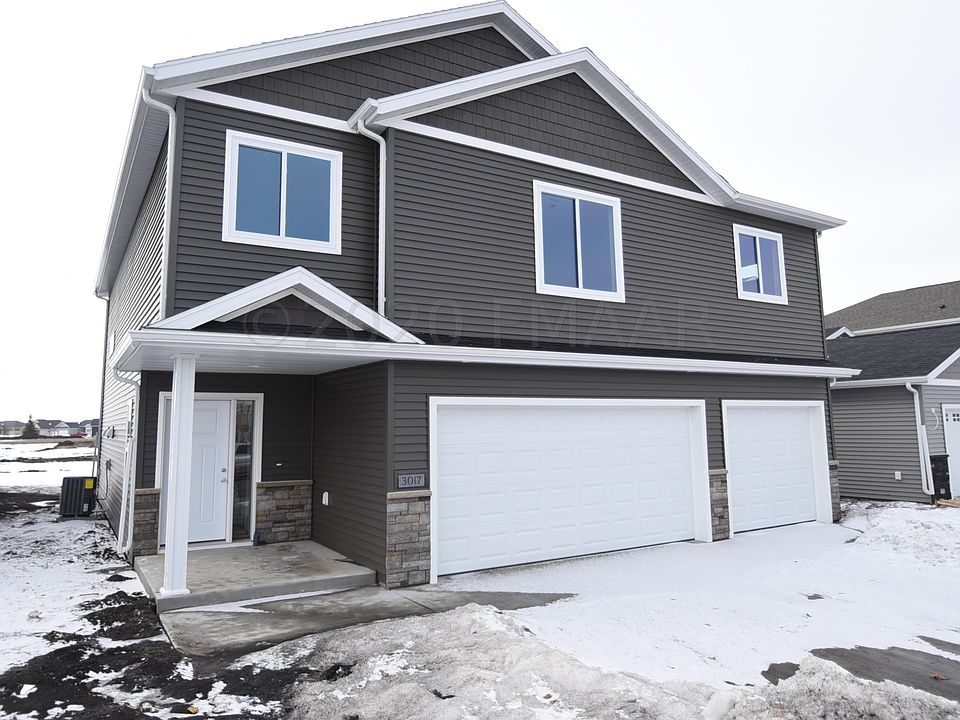 1st image of 3017 38th Ave S