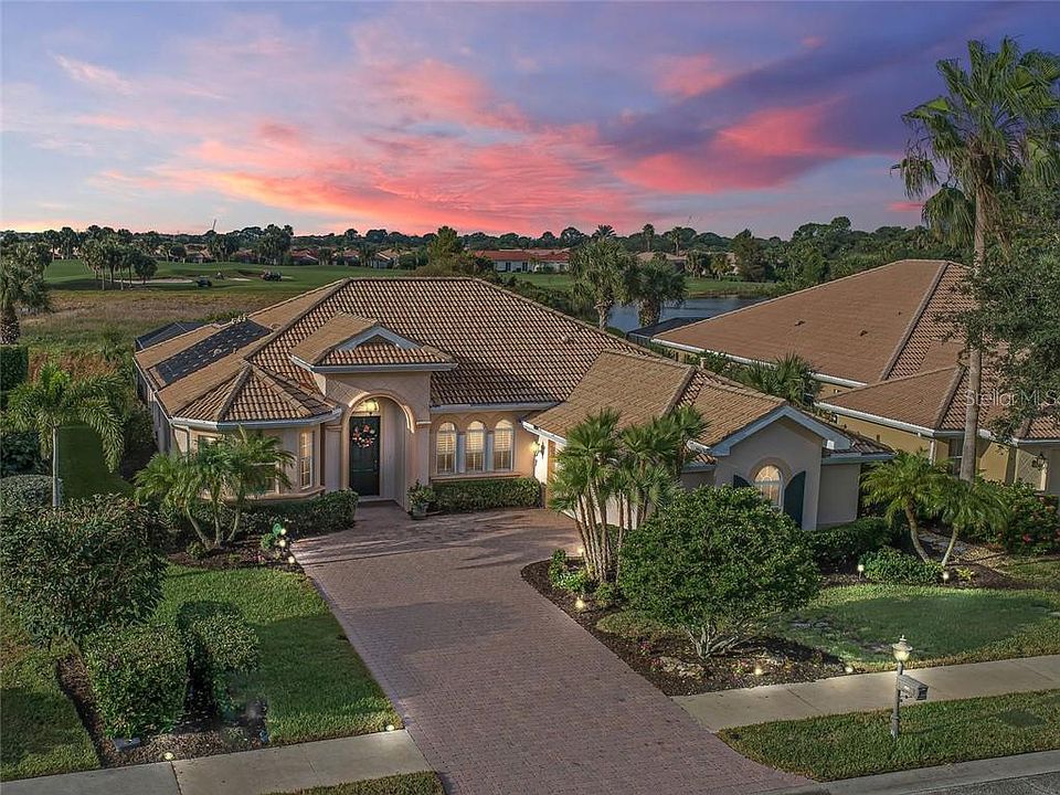 1st image of 350 Montelluna Dr