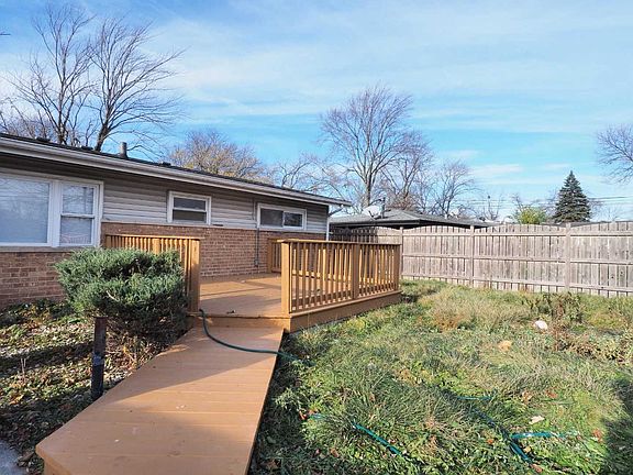 2nd image of 1433 Stanley Blvd