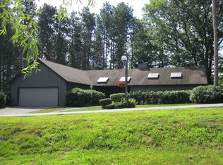 22 Oakford Gln, Clarks Summit, PA 18411
