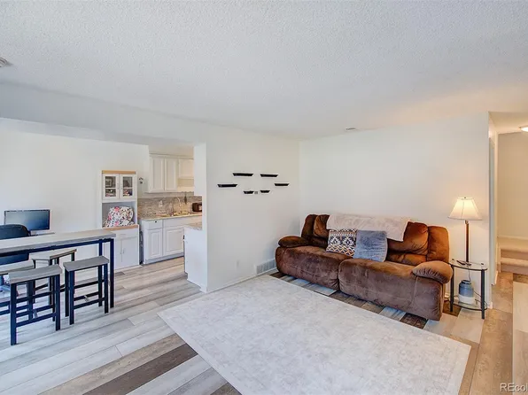 9906 Orangewood Drive, Thornton, CO 80260