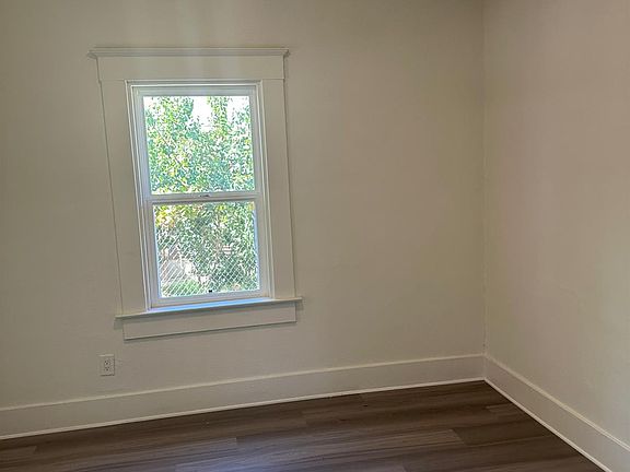 5th image of 808 A St