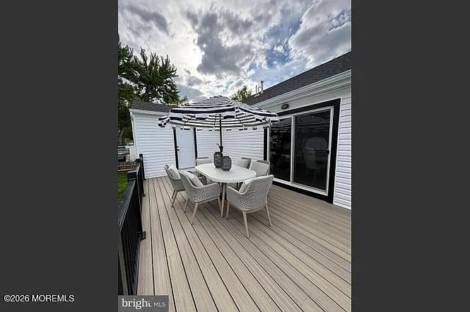 16 Buckingham Rd — Photo 25