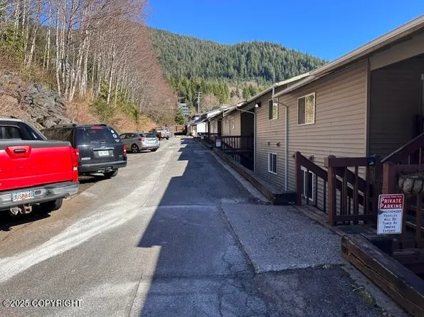 3220 Timberline Ct APT 206, Ketchikan, AK 99901