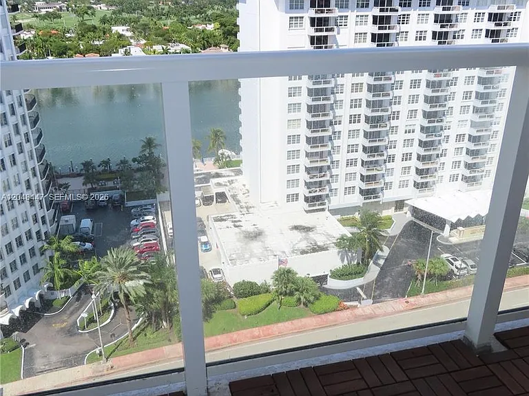 5701 Collins Ave #1703 — Photo 6