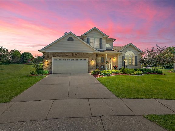 3rd image of 2605 Brookstone Ct