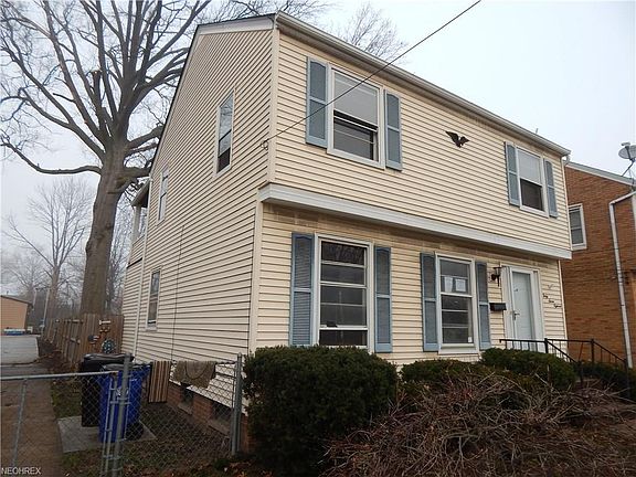 3rd image of 4718 W 157th St