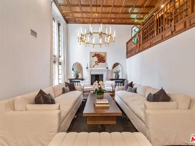 17002 Adlon Rd, Encino, CA, 91436