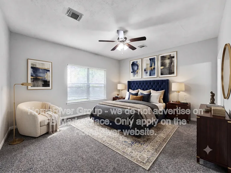 11915 Cottonwood Ln — Photo 3